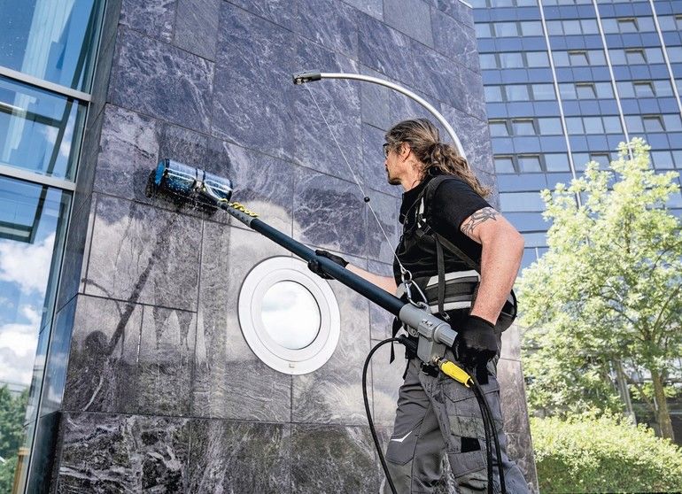 Aussen - und Fassadenreinigung Aussen - und Fassadenreinigung